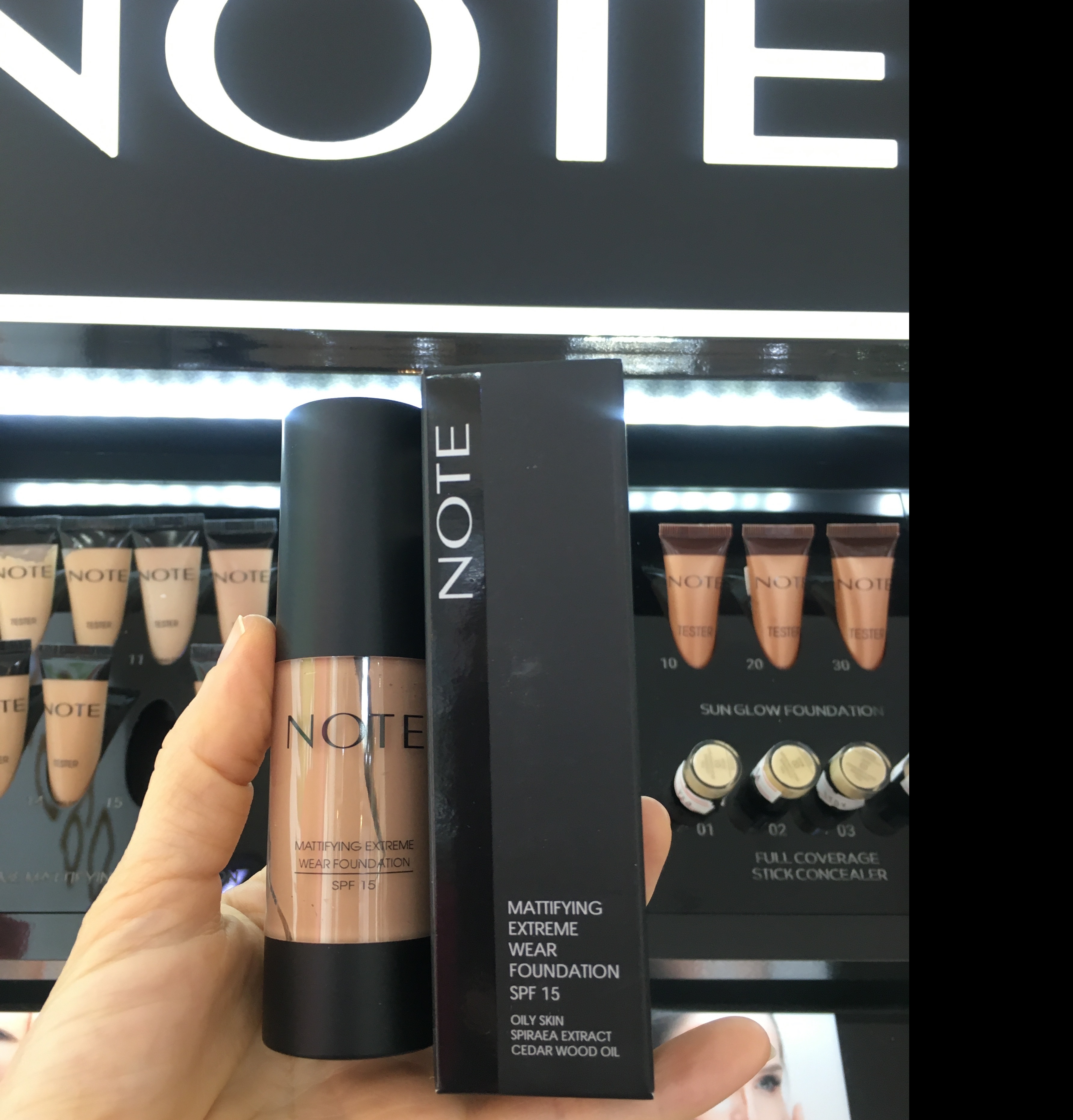 کرم پودر مات شیشه ای اصل نوت شماره 15 کیفیت مناسب قیمت مناسب