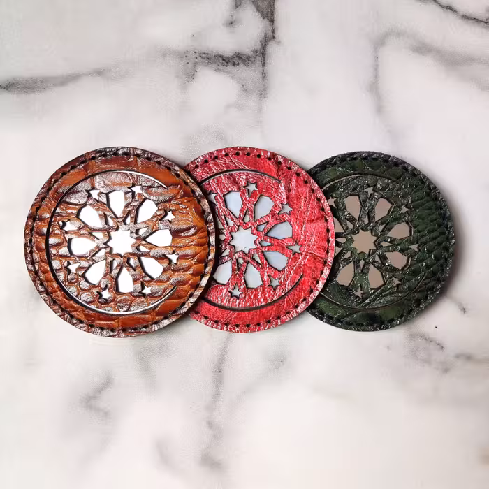 آینه جیبی چرم طبیعی طرح اسلیمی