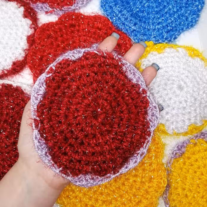 اسکاچ ظرف شویی بافتنی یک لایه سوزنی طرح دایره قرمز یاسی 