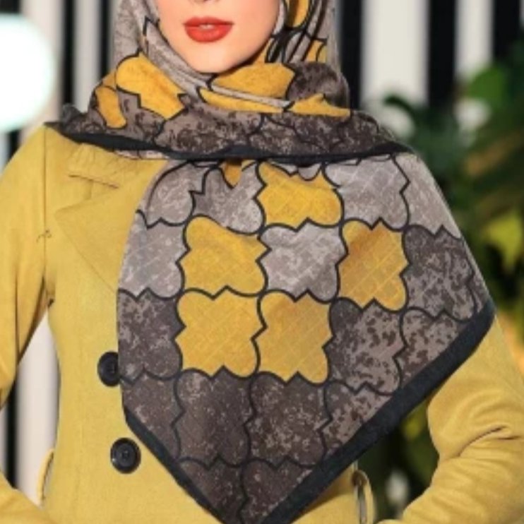 روسری نخی پاییزه طرحدار قواره متوسط