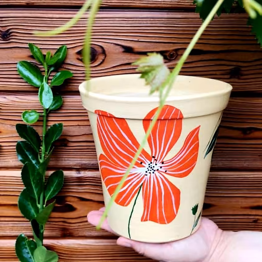 گلدان استوانه ای محصول به صورت پس کرایه با تیباکس ارسال میشود ارتفاع185 قطر دهانه165  مناسب منزل