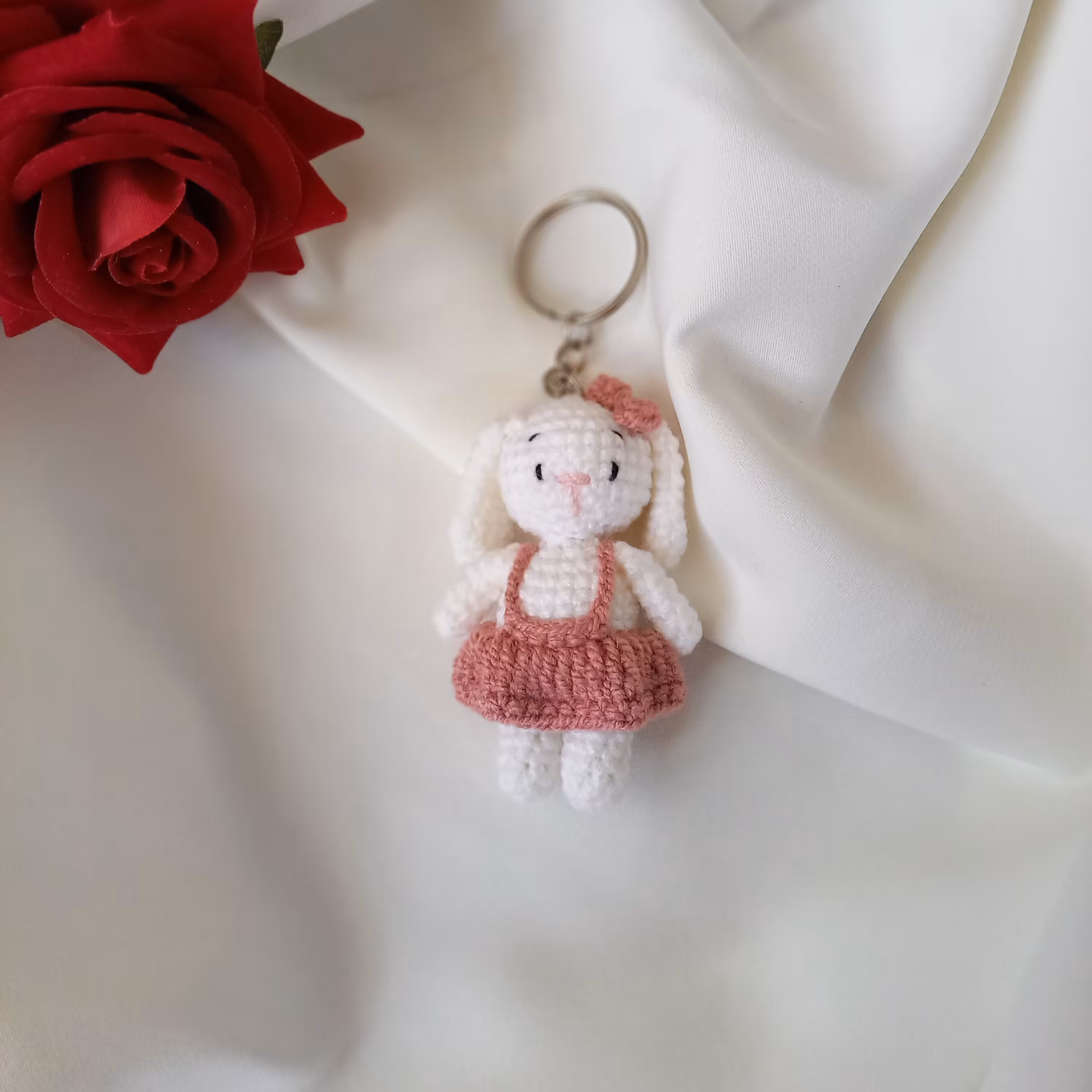 جاسوییچی بافتنی خرگوش