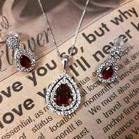 نیم ست نقره طرح اشک در  دو طرح یاقوت و زمرد