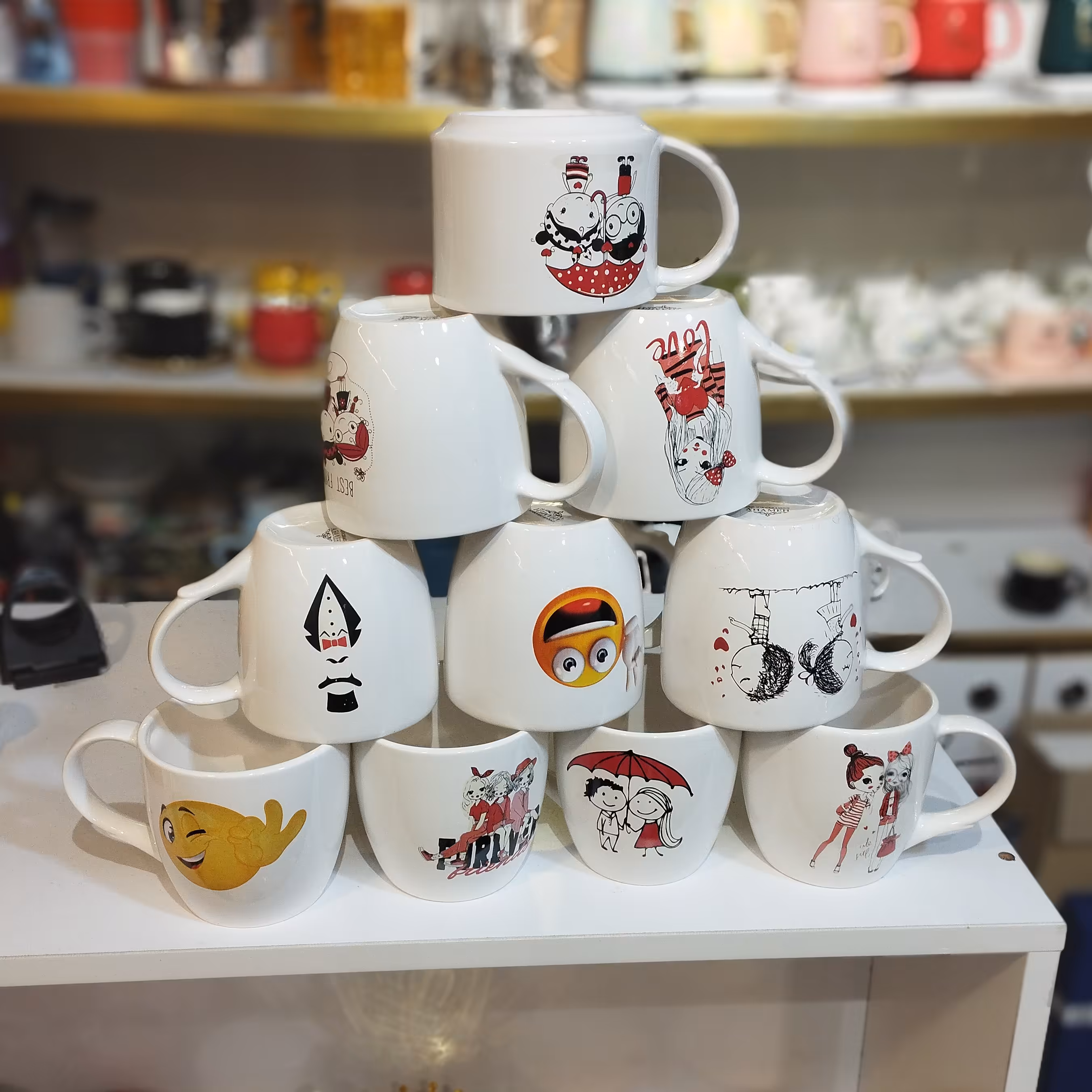 ماگ سرامیکی ( لیوان سرامیکی) حراجی دو طرف چاپ ساخت کشور چین 