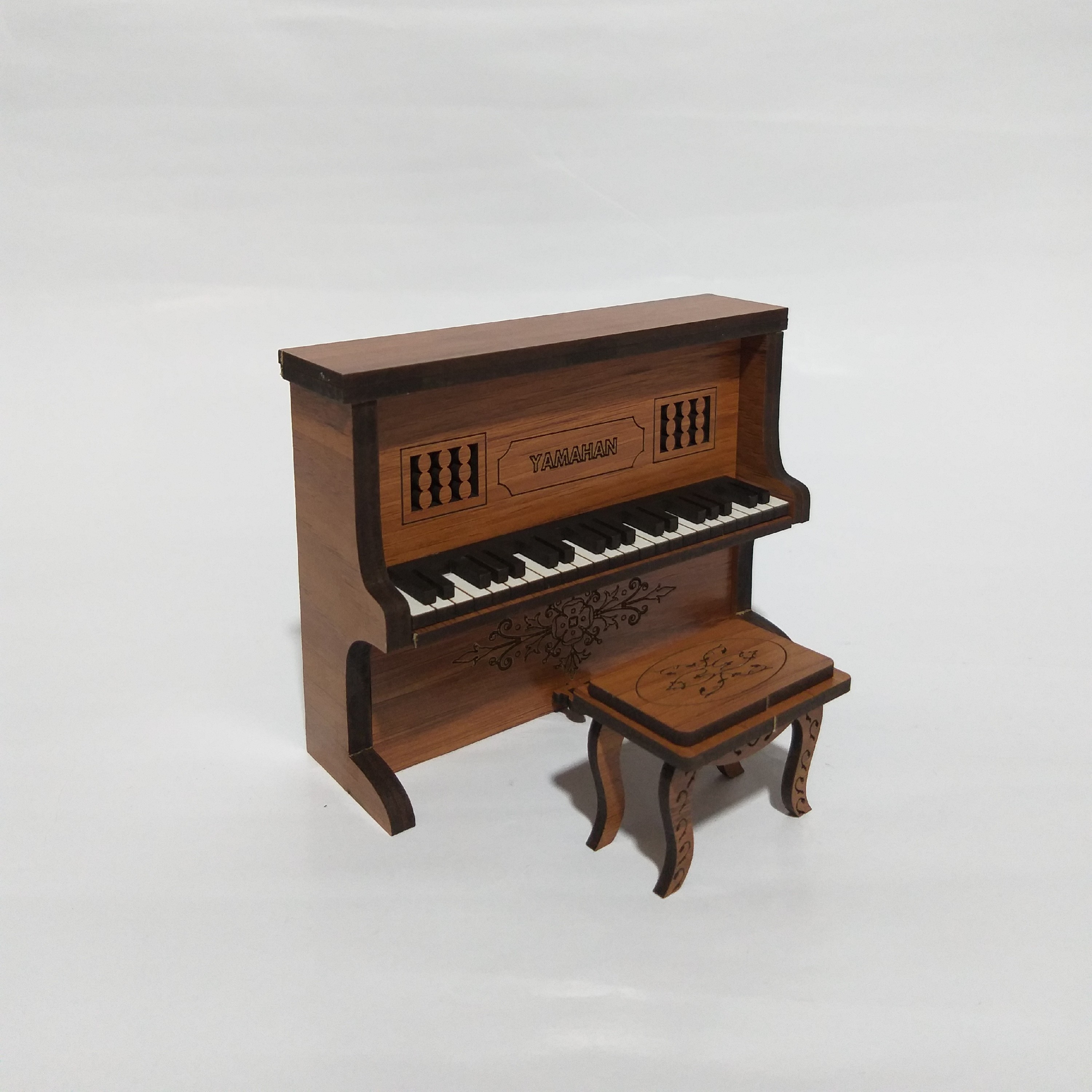 ماکت ساز پیانو 