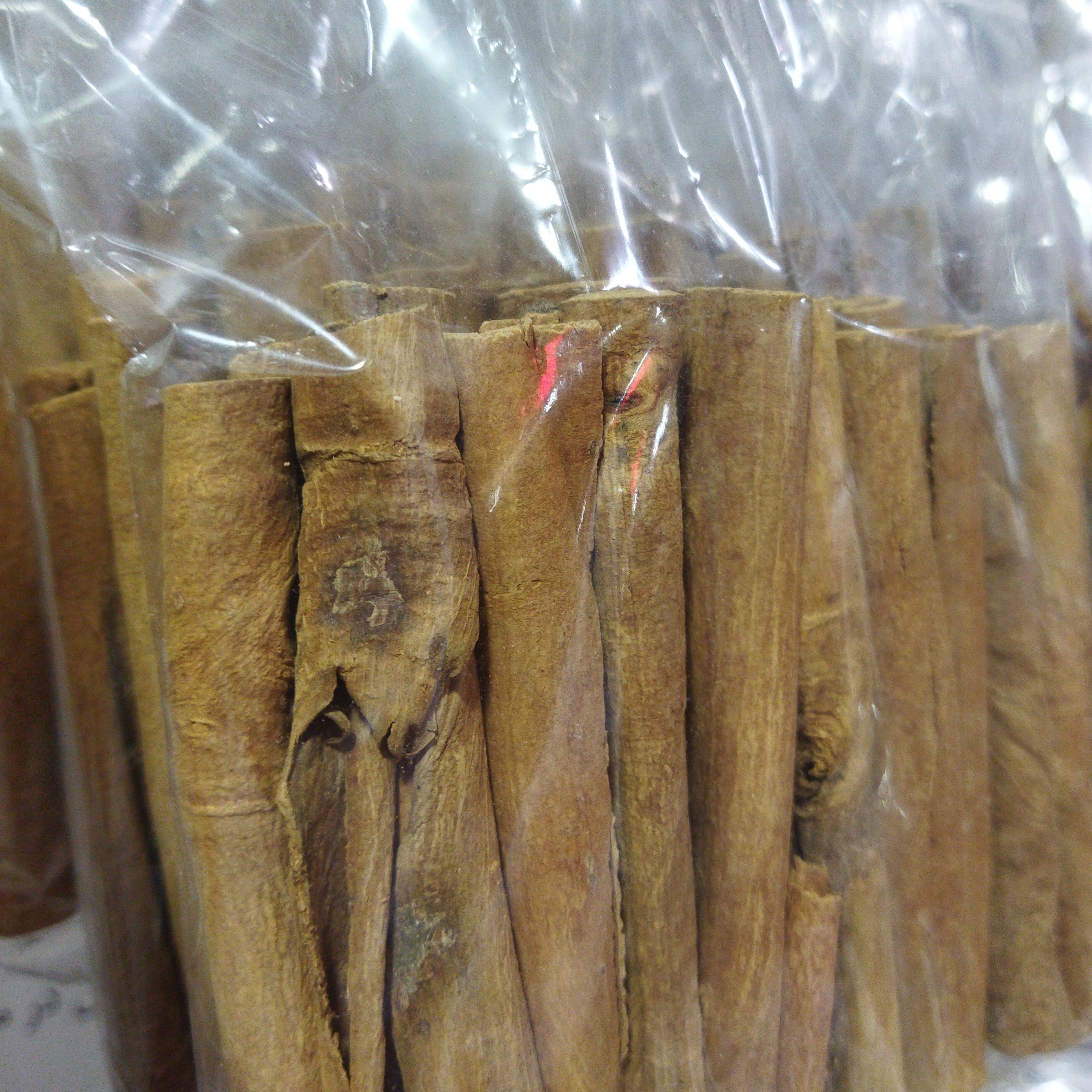 چوب دارچین لوله ای یا سیگاری عطاری رضوان 