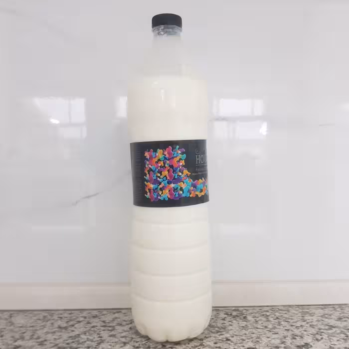 دوغ محلی با شیرگاو یک لیتر و نیم