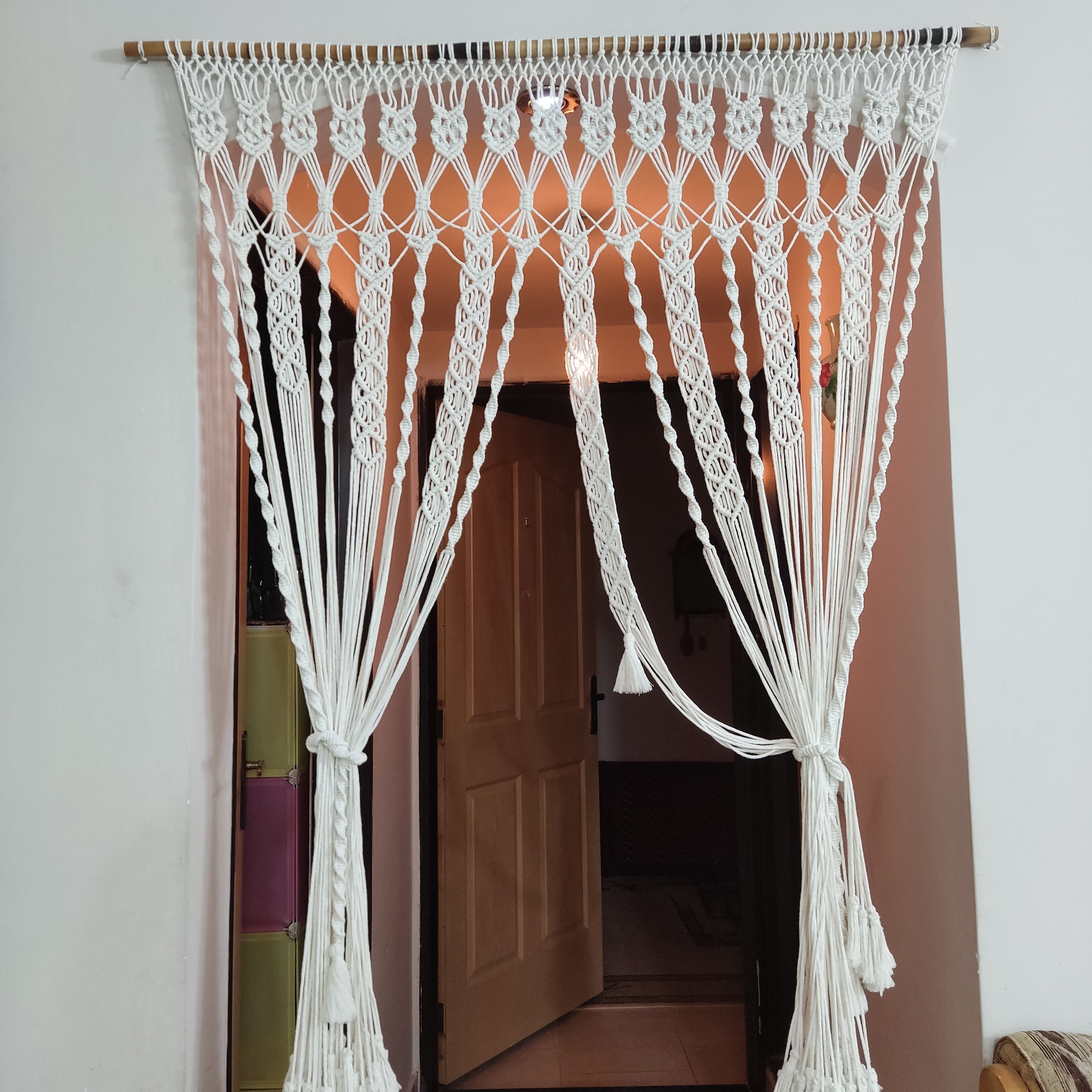 پرده مکرومه
