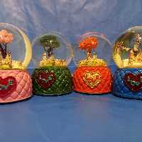 گوی موزیکال برف یعاشقانه فصل تولد