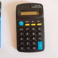 ماشین حساب ساده باطری خور اعلا(مناسب برای جوایز)