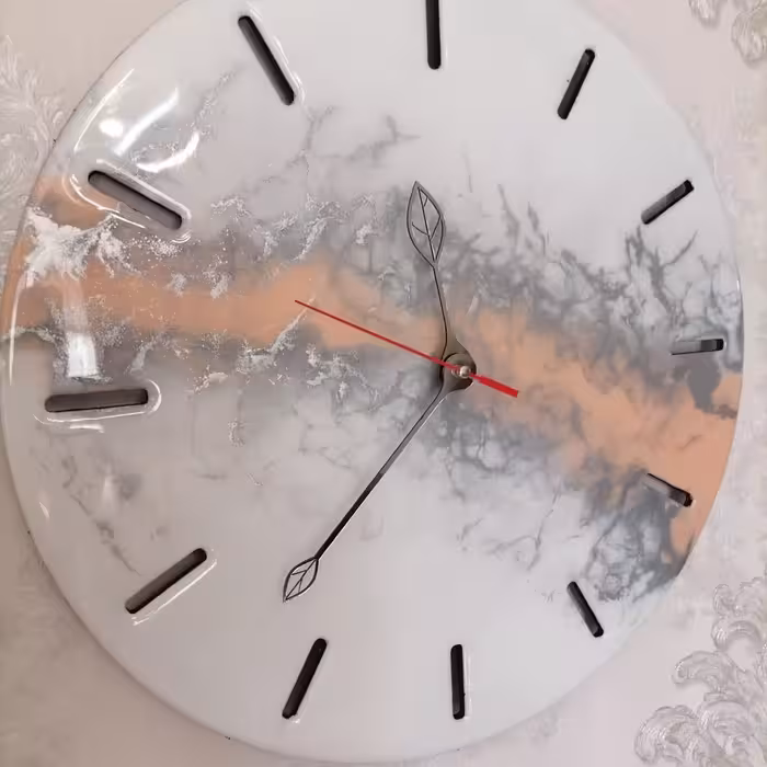 ساعت رزینی خاص کیفیت تضمینی