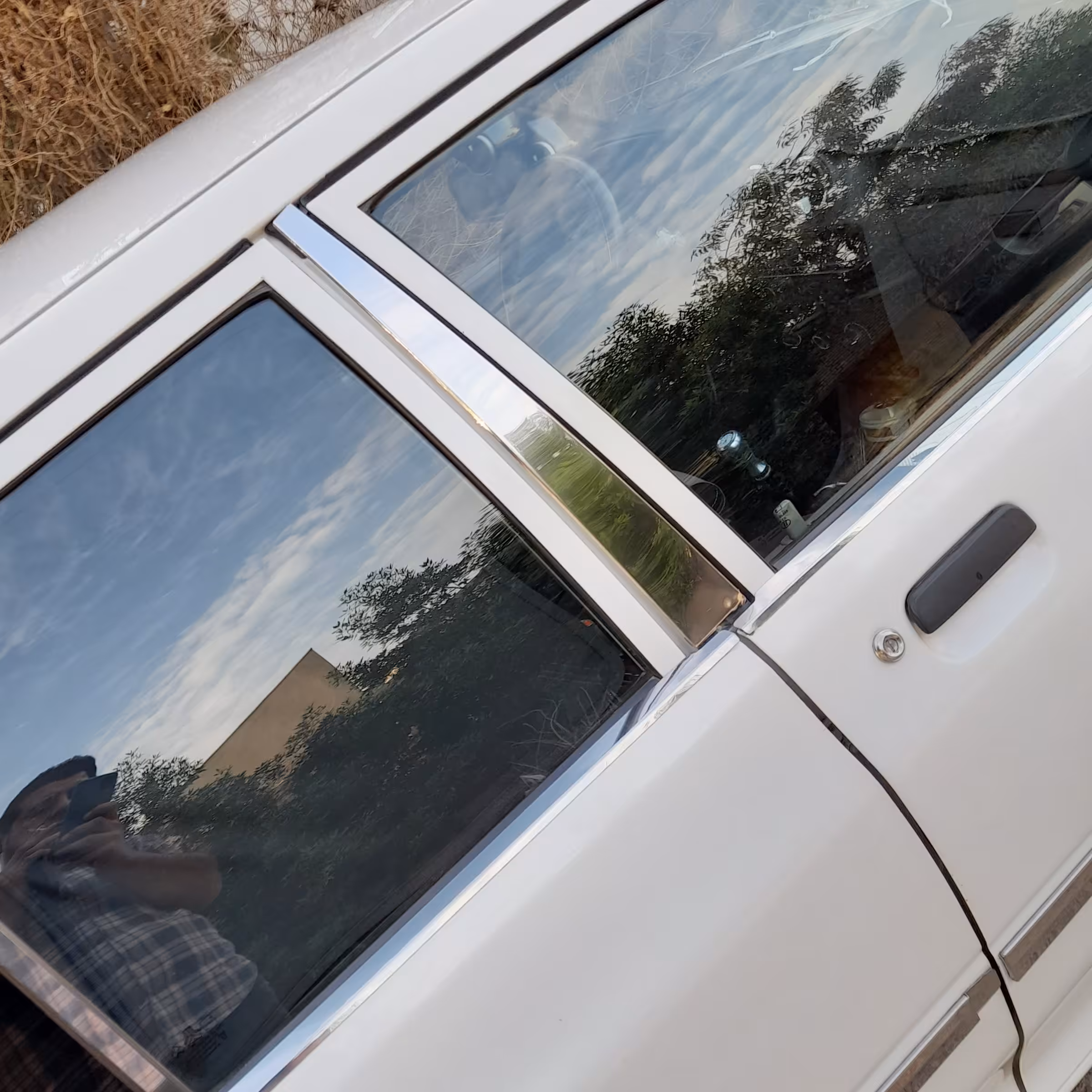 قاب ستون استیل  پرایدست 2تیکه نصب بصورت فابریکی بدون نیاز به چسب وغیره نصب راحت وآسان (پس کرایه)