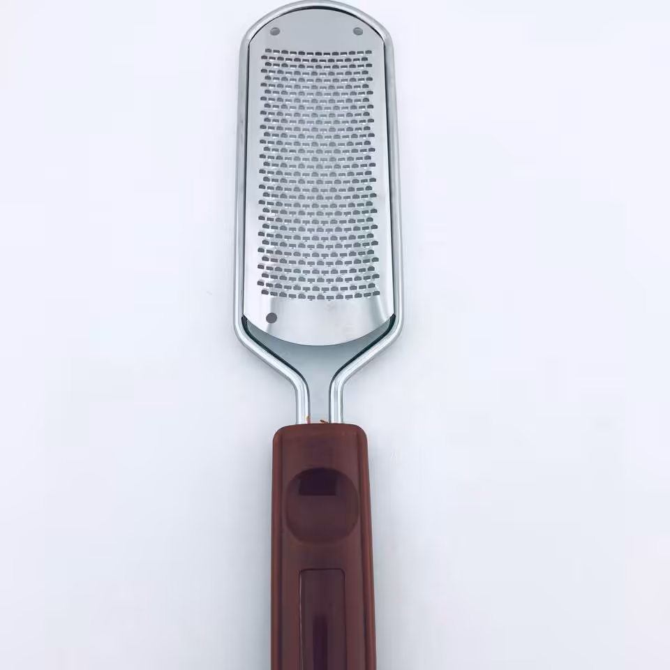 رنده کف پا هلالی دسته قهوه ای
