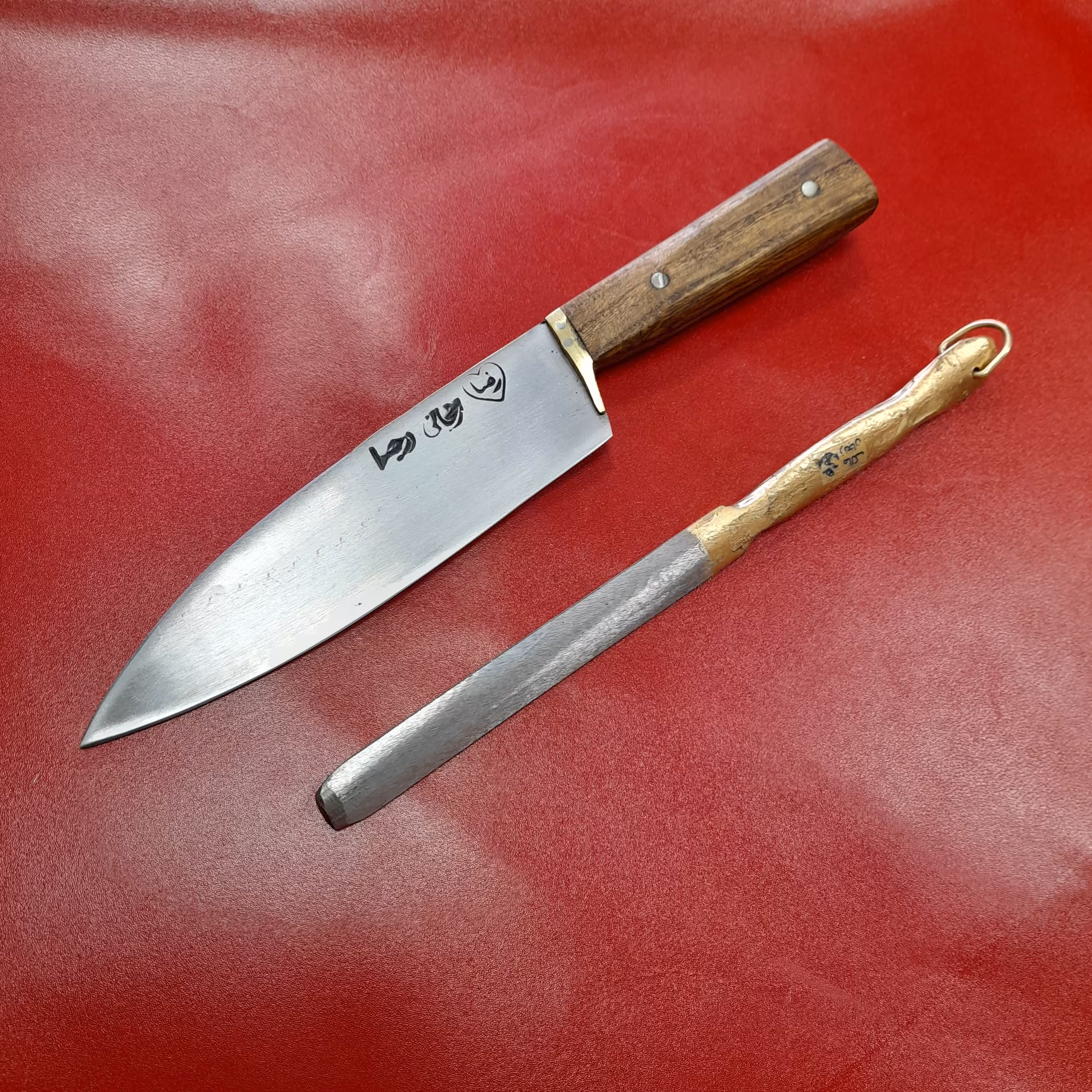 چاقو زنجان چاقوقصابی راسته ای و تیزکن دو عدد باهم