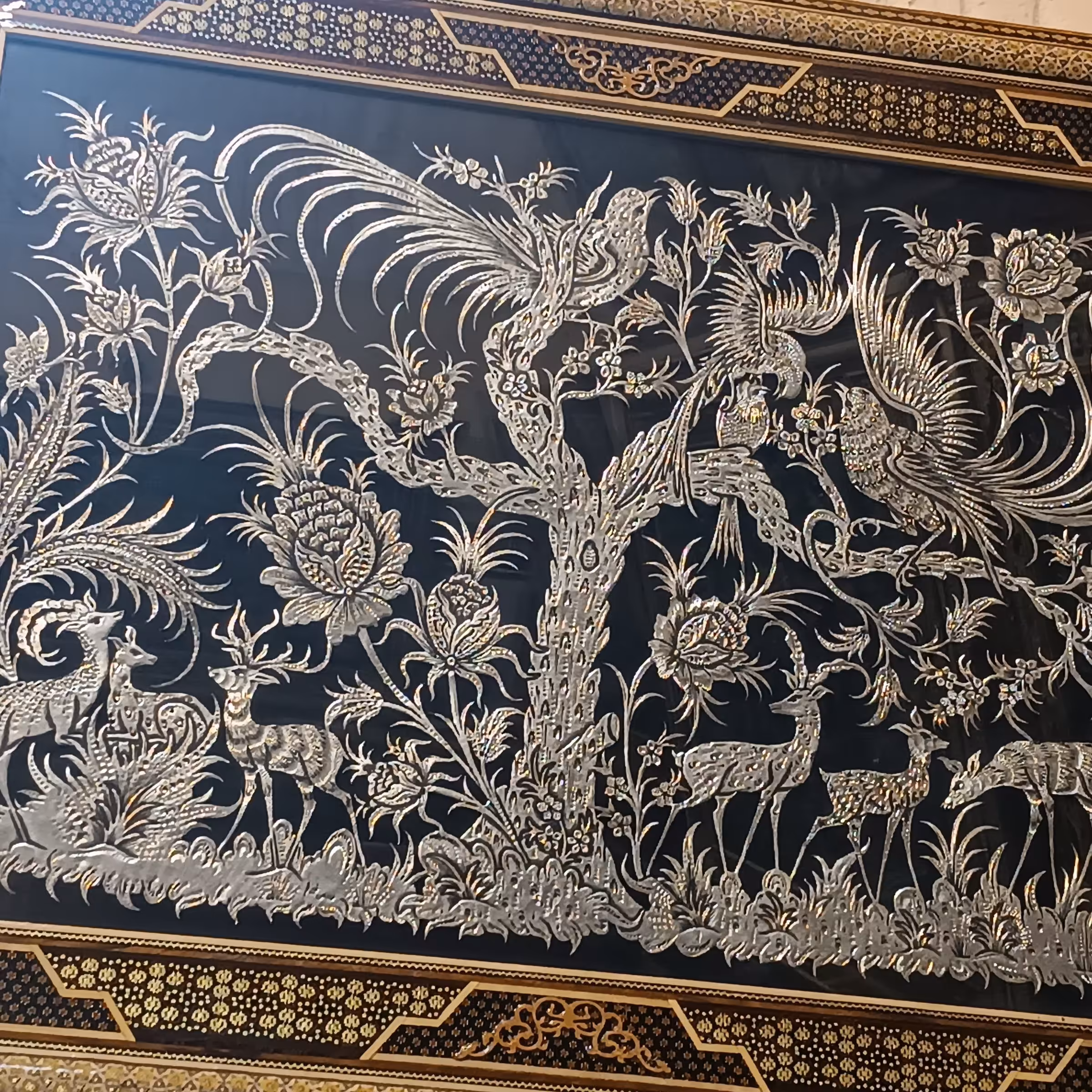 قاب خاتم صلیبی استخوانی و قلمزنی ظریف