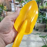 بیلچه باغبانی مارک شرکت کلاسیک . قابل استفاده جهت گلدان های منزل و باغچه و فلاور باکس