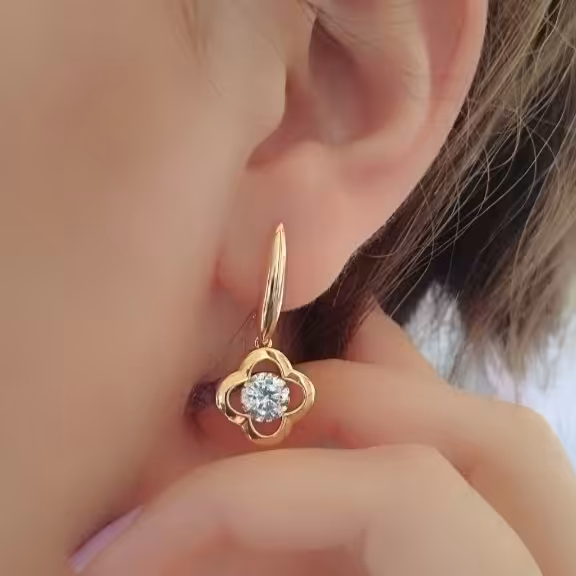 گوشواره آویز تک نگین برند ژوپینگ با قفل محکم و راحت