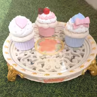 کاپ کیک مدل قلب پاپیون توت فرنگی