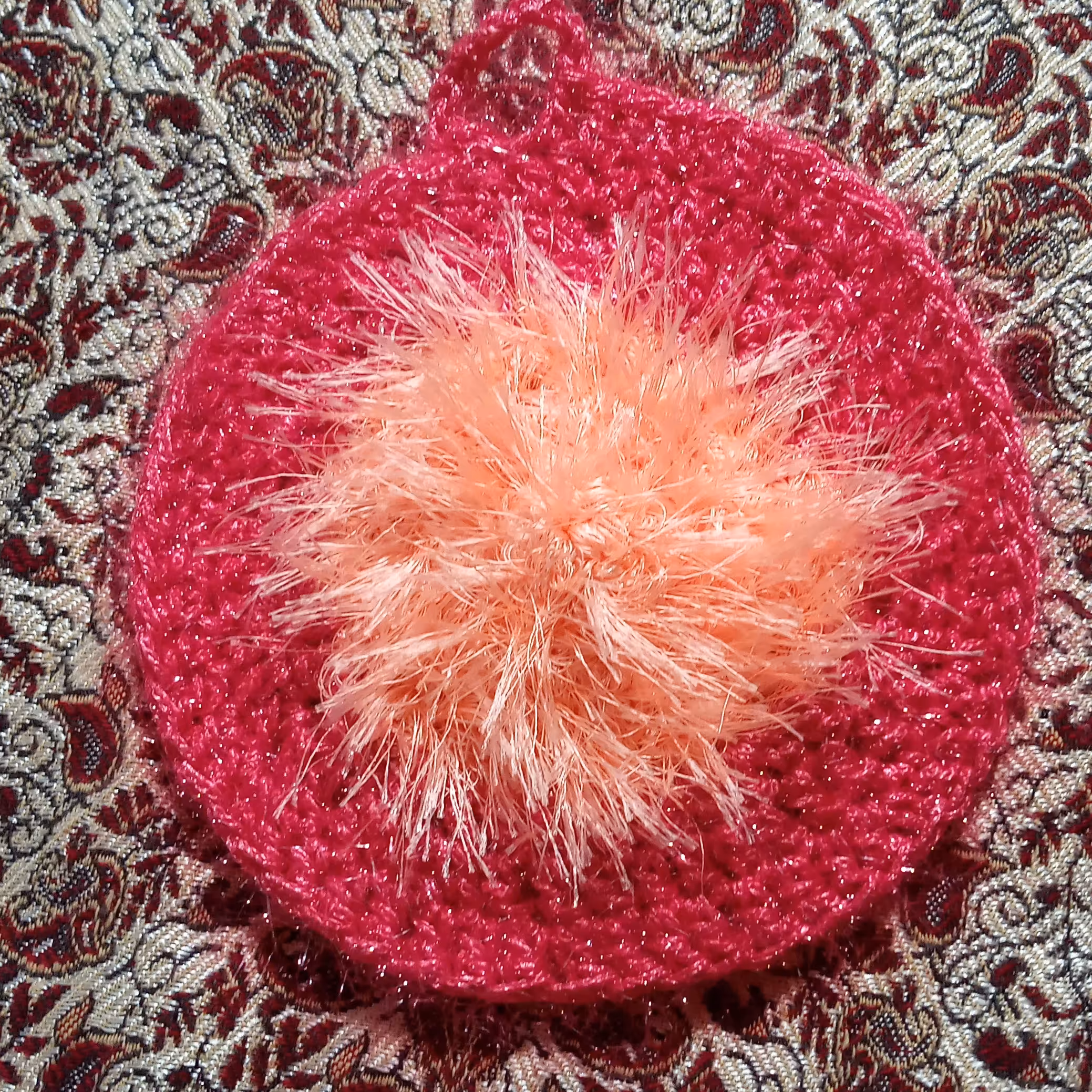 اسکاج گرددورنگ نارنجی وصورتی خوشرنگ وزن 20گرم سایز متوسط 