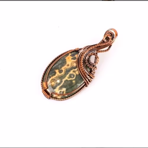 مدال سنگ جاسپر اقیانوسی سیم بافت شده مسی به سبک آمریکای جنوبی