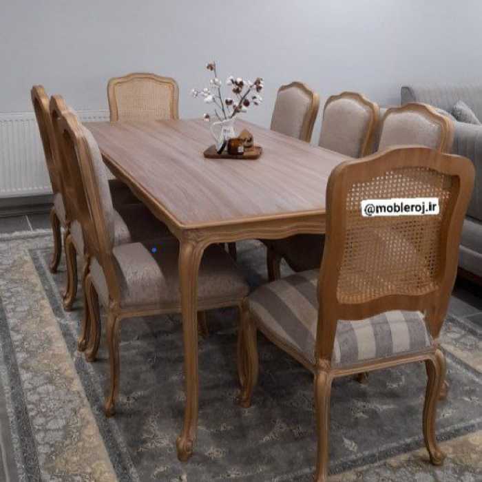 میزغذاخوری فرانسوی