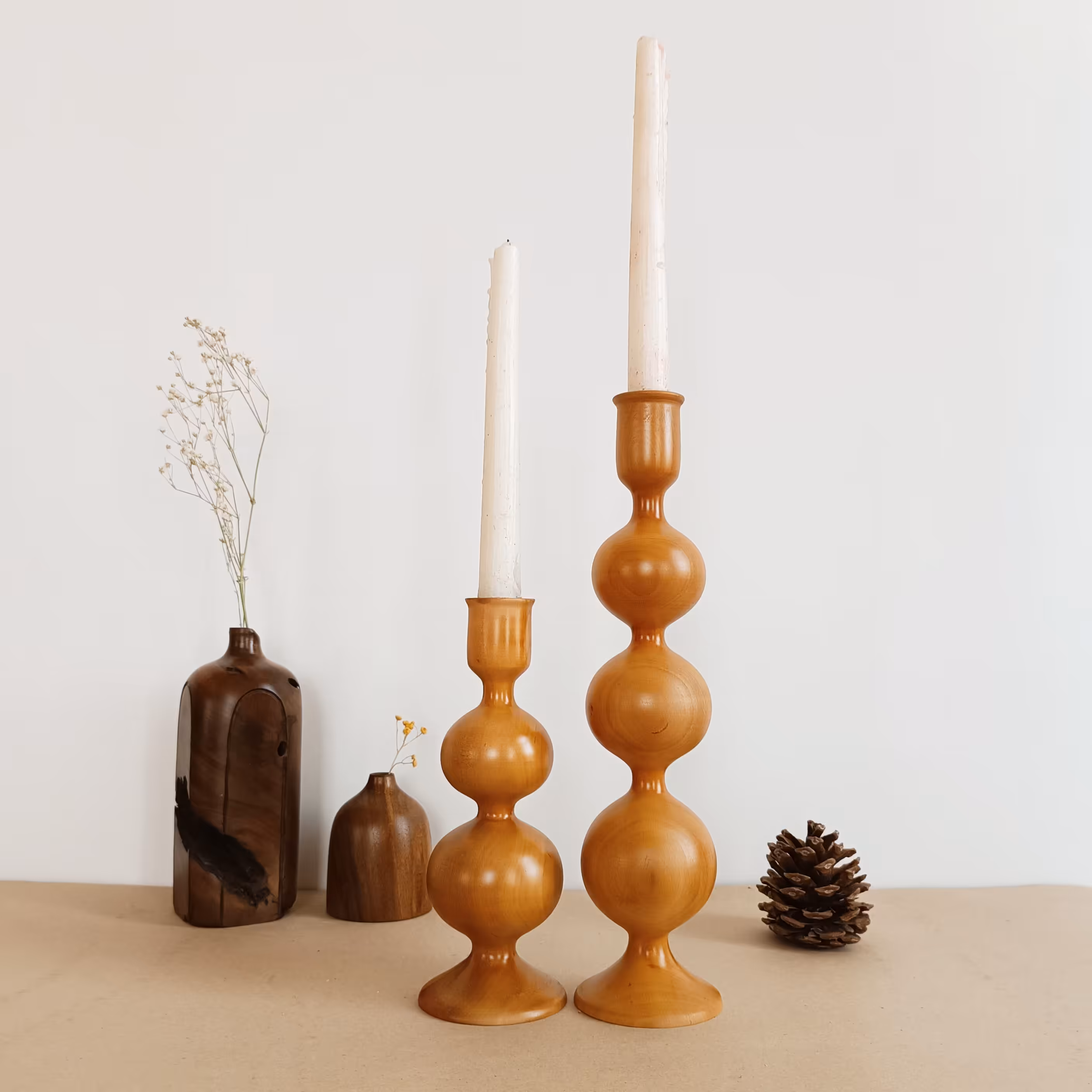 شمعدان چوبی خاص(پس کرایه)پست