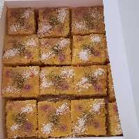کیک باقلوا بدون شکر با عطر هل و گلاب (هزینه پس کرایه و با مشتری است)