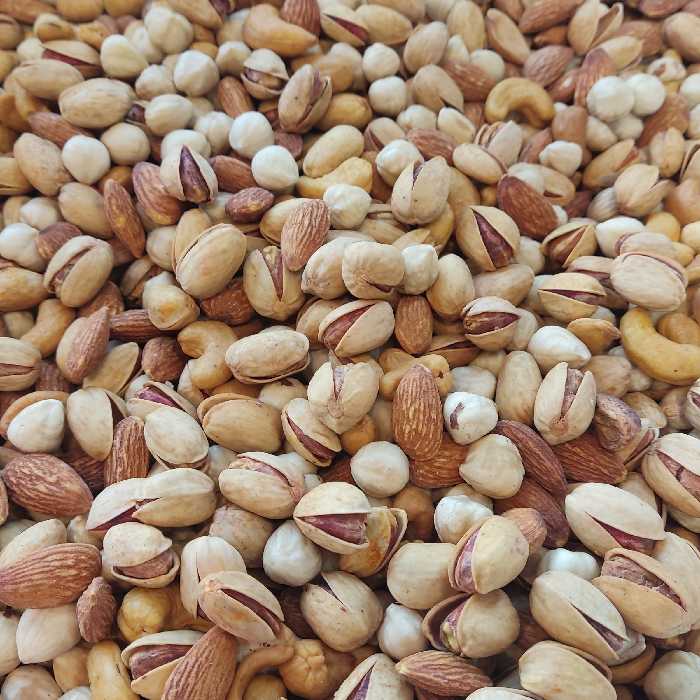 آجیل مخلوط 4 مغز درجه 1.                           