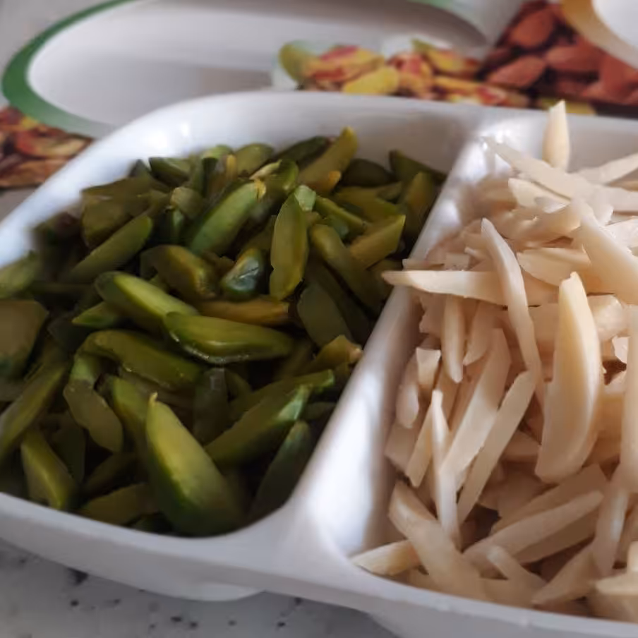 خلال پسته اعلا 15 گرمی