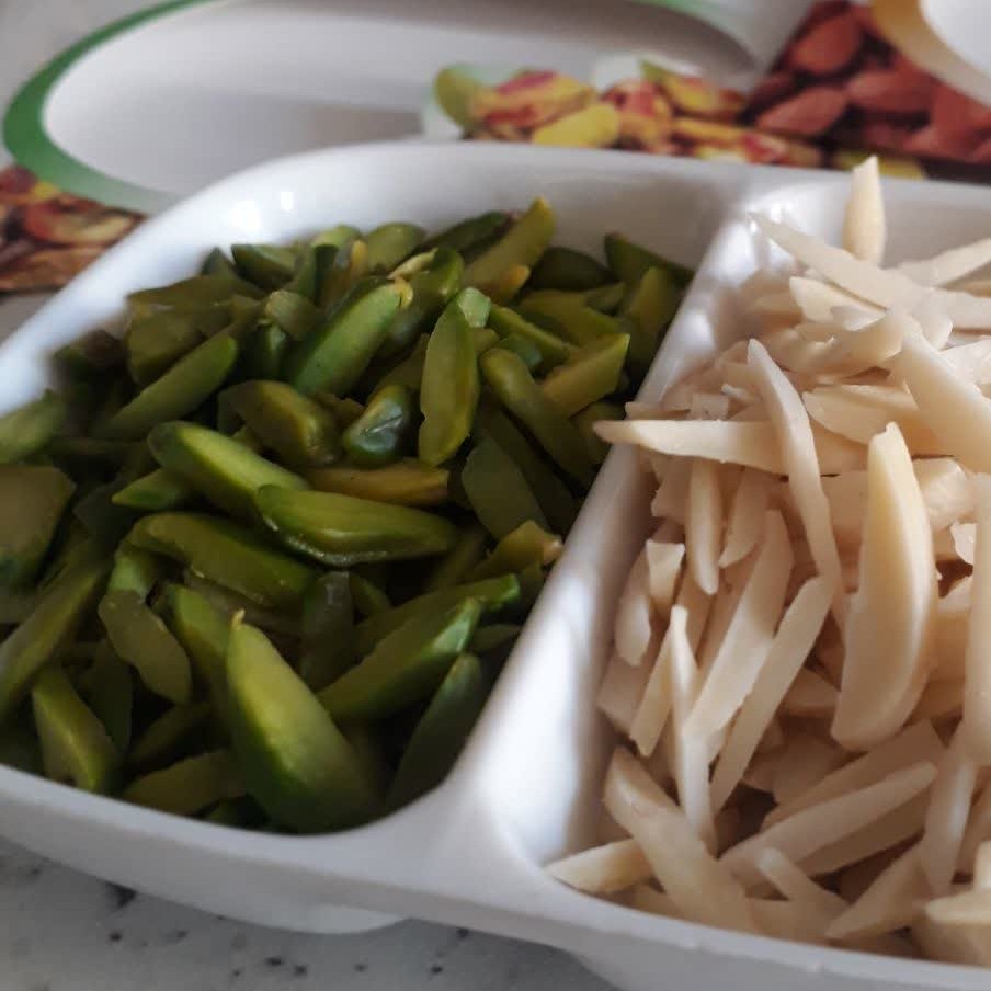 خلال پسته اعلا 15 گرمی