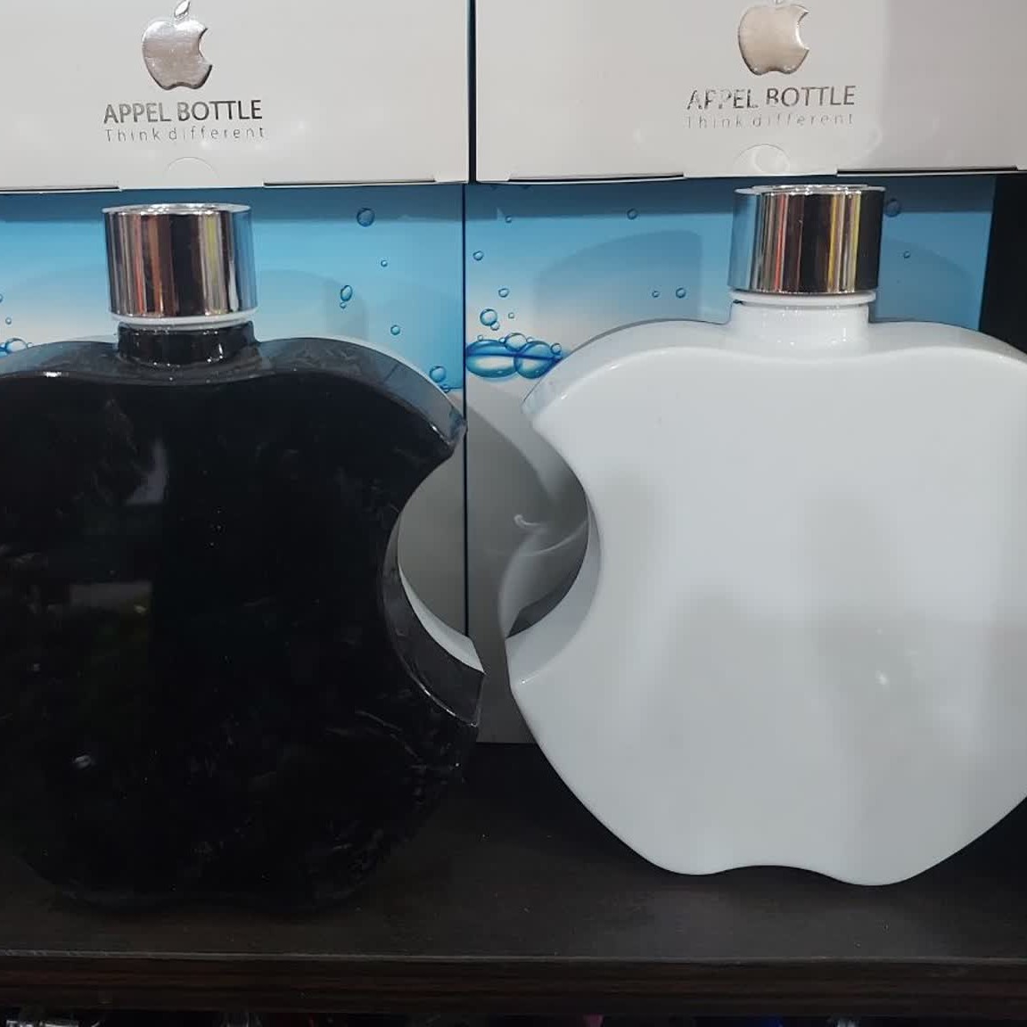 بطری اب طرح اپل