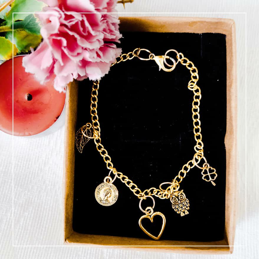 دستبند زنجیری آویز دار