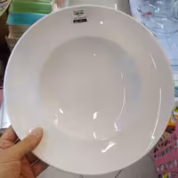 پاستا خوری سفید