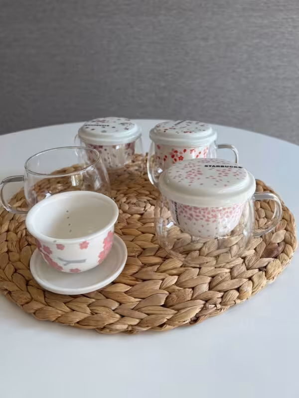 فنجان دمنوش پیرکس گلگلی