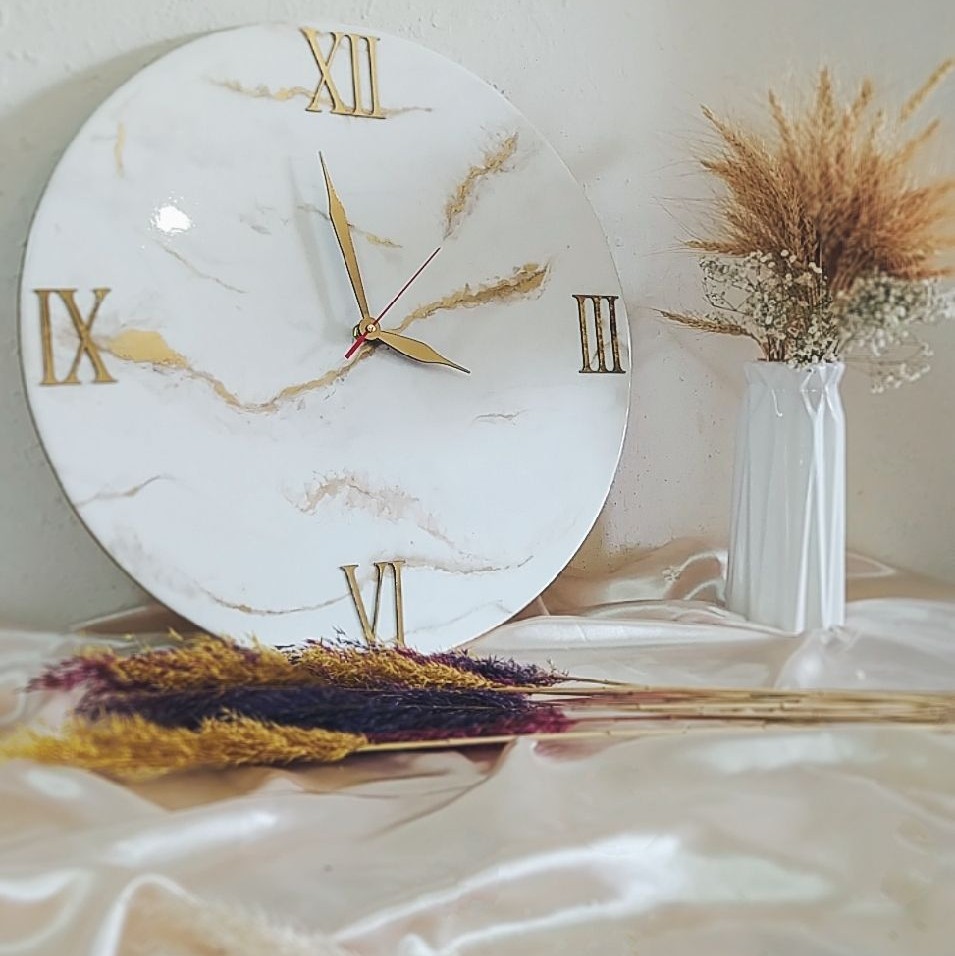 ساعت دیواری رزینی قطر 50