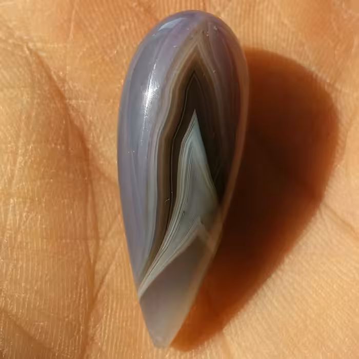 نگین عقیق سلیمانی 3 بعدی 7رنگ تراش بالنی استادانه محشر 100درصد طبیعی شاهکار خلقت