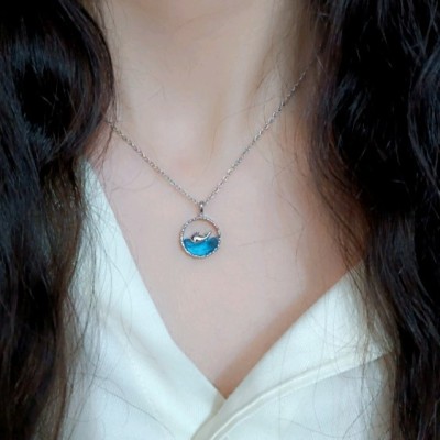 گردنبند وال دریا | جواهری، استیل