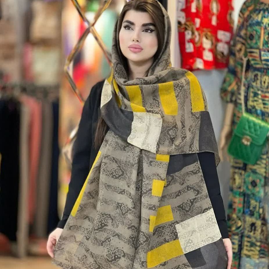 شال نخ ژاکارد منگوله دار کد 15