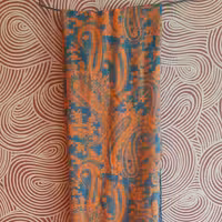 شال نارنجی نخی