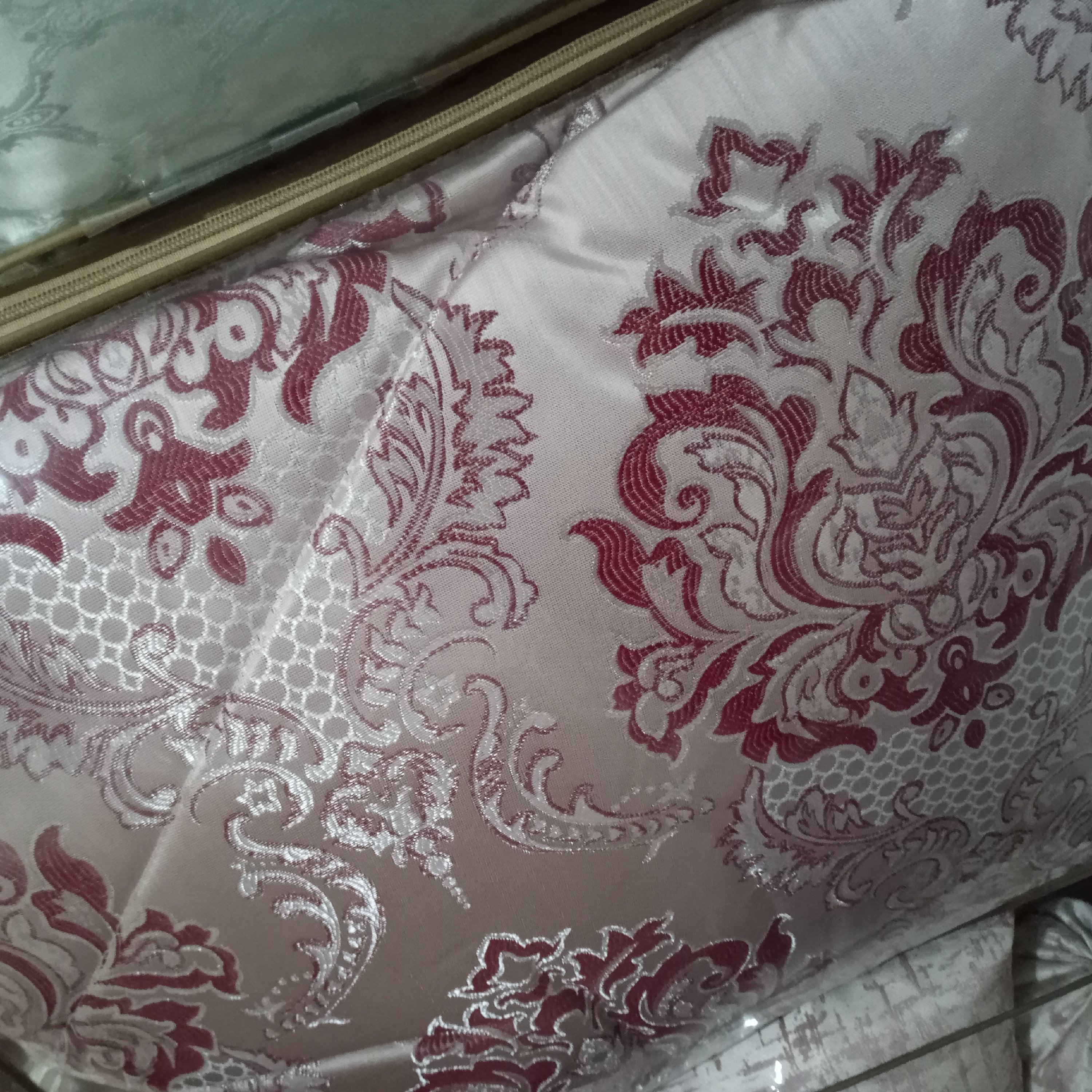 روتختی دونفره 10 تیکه جنس ژاکارد کریستالی طرح جدید ارغوانی 