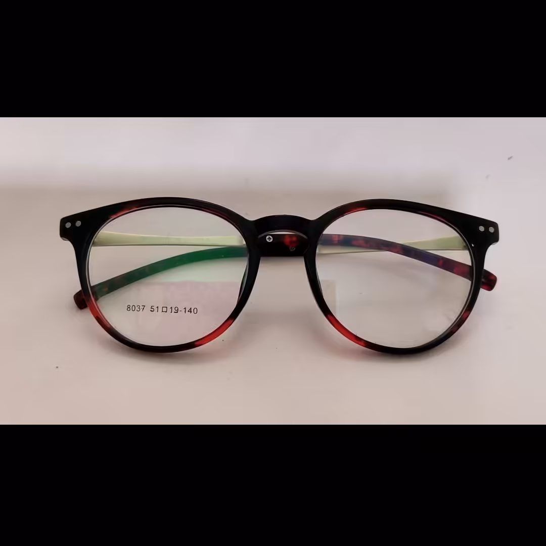 عینک طبی زنانه و نوجوانان مدل 8037  فرم فریم گرد با  رنگ قرمز هاوانایی. فوق العاده سبک و جذاب و خاص 