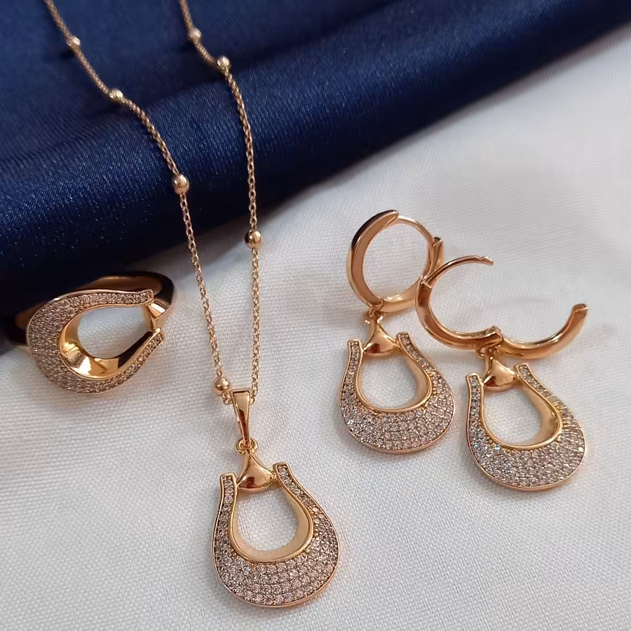 سرویس ژوپینگ مشابه طلا  رنگ ثابت و ضدحساسیت با آبکاری طلا