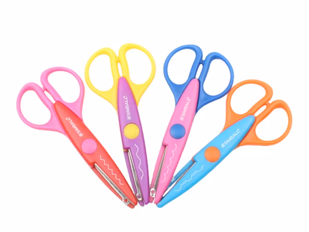 قیچی با تیغه های طرح دار