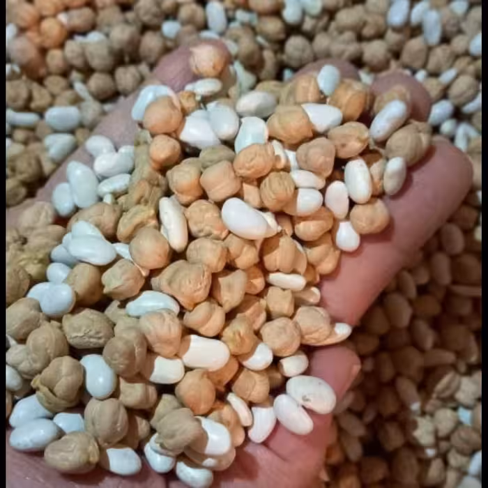 نخود و لوبیا اعلا و عالی پاک شده و دستچین شده اماده مصرف وزن (900گرم )