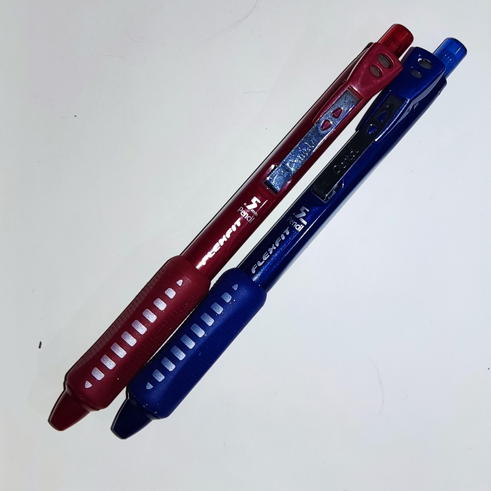 مداد نوکی  پنتل  قرمز  