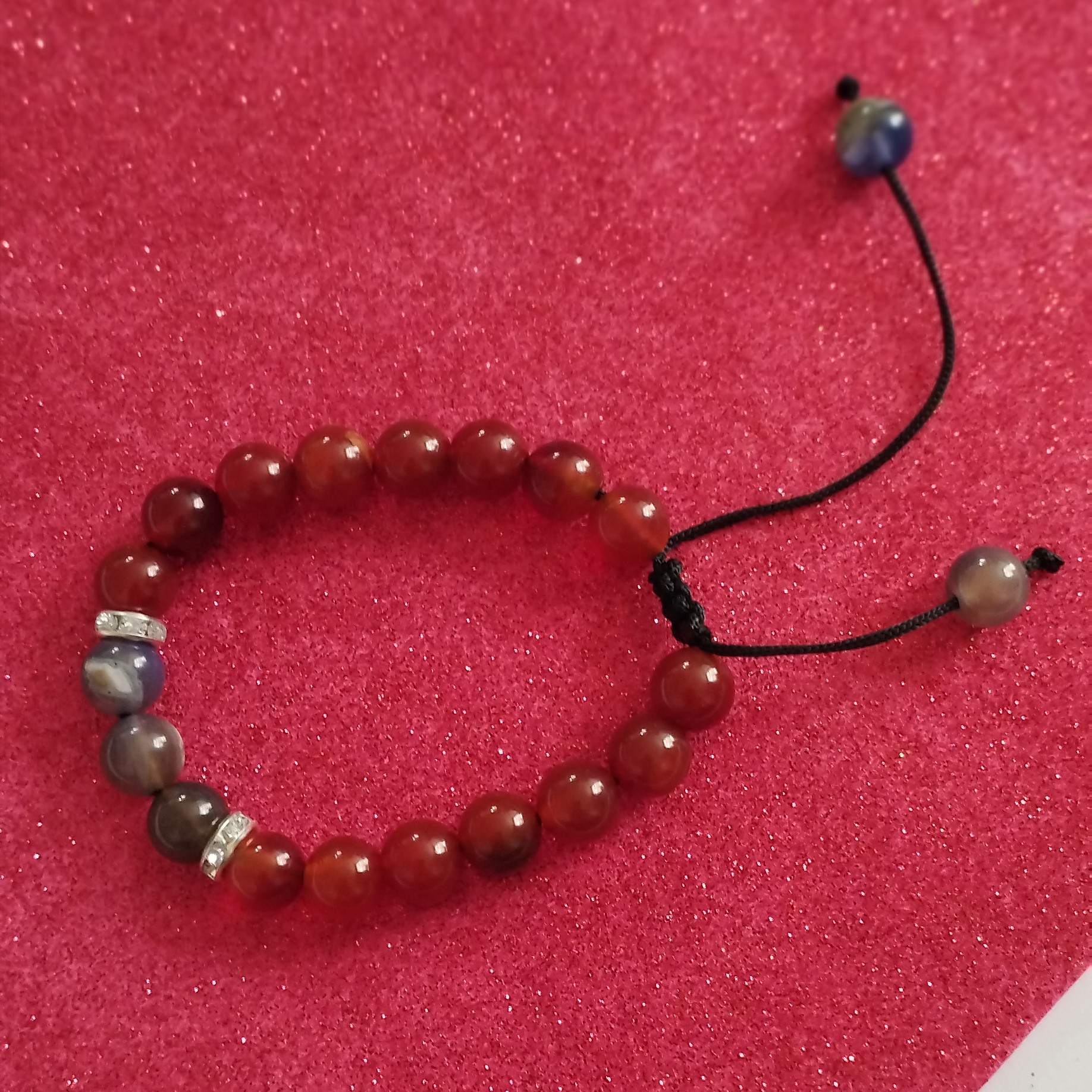 دستبند عقیق قرمز