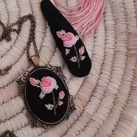 ست جذاب گلدوزی