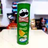 چیپس پرینگلز طعم خامه ترش 165گرمی