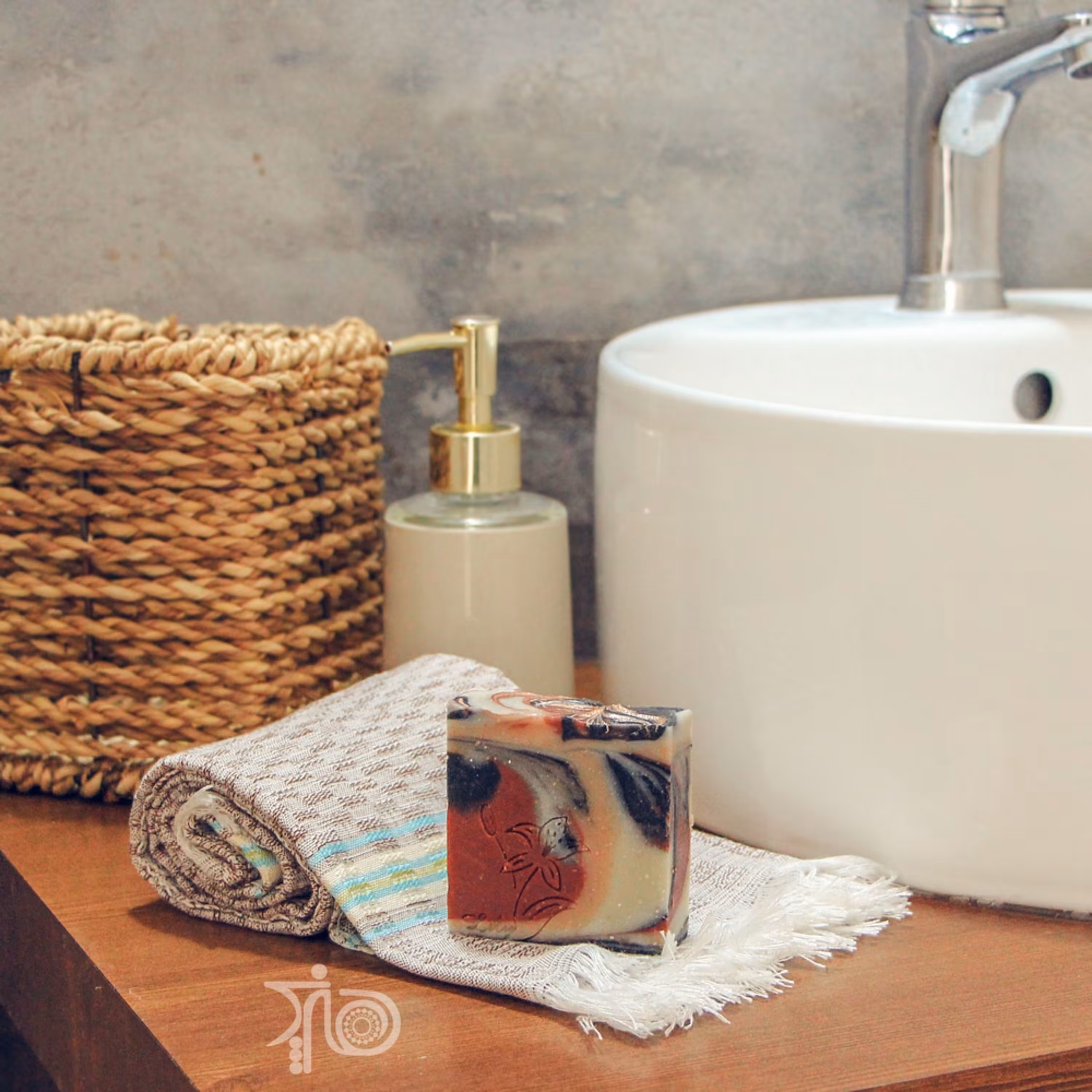 صابون دستساز  لایه بردار آووکادو  مخصوص پوست مختلط