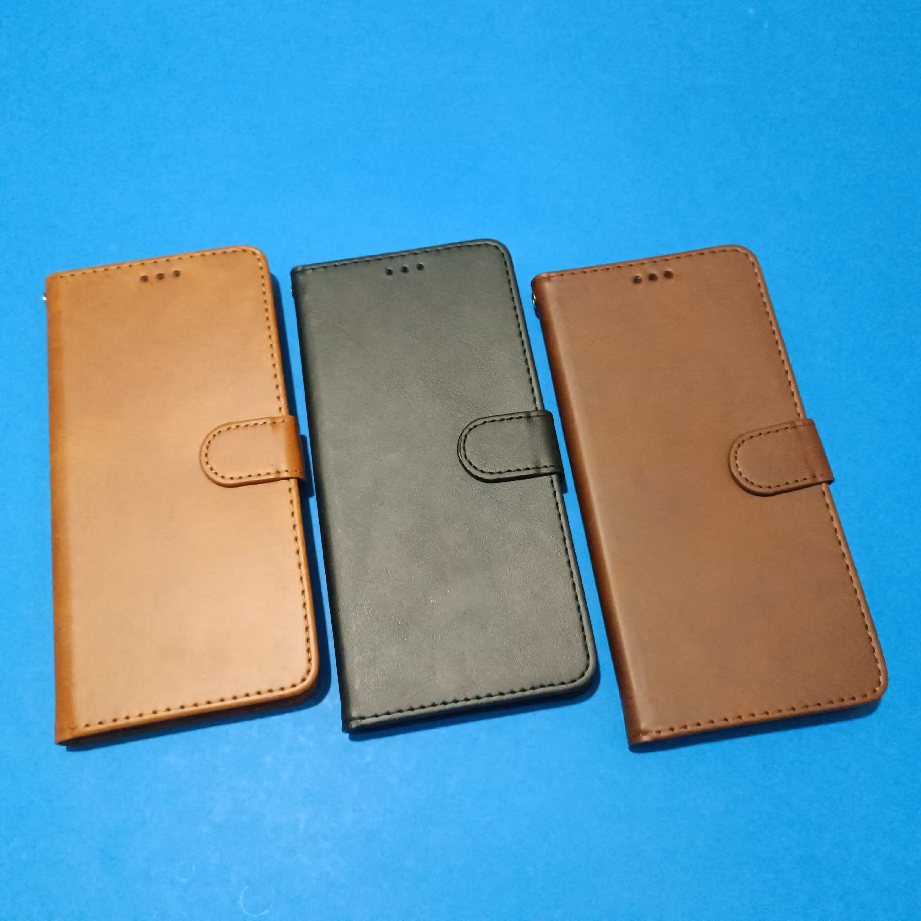 کیف کلاسوری چرمی مگنتی محافظ لنز دار مناسب برای گوشی موبایل سامسونگ  M52